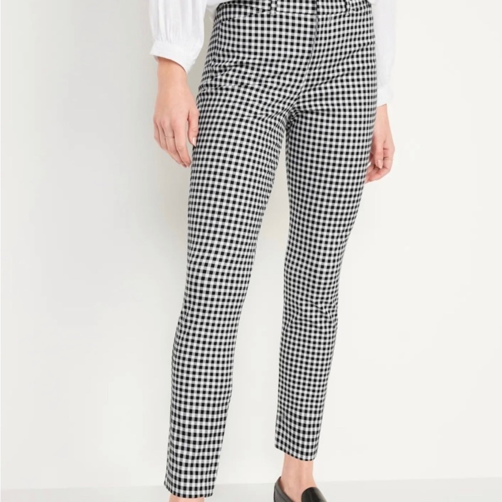 Old Navy High Waisted Gingham Pixie Pants
